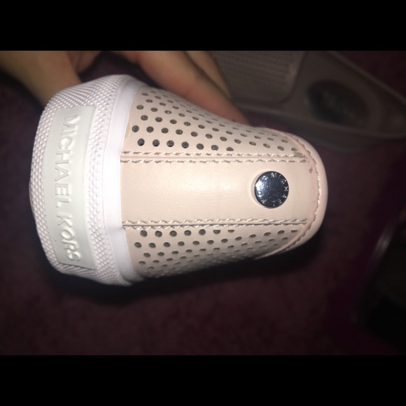 Michale Kors Slip Ons - Picture 6 of 6